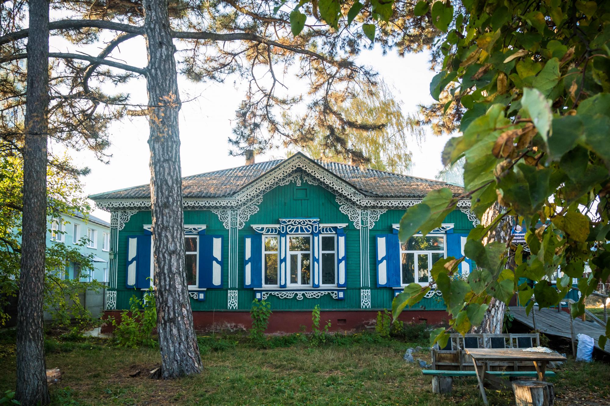 Деревянное кружево Чернигова. Как в городе дают "вторую жизнь" самобытной архитектуре, которой не найти в других регионах