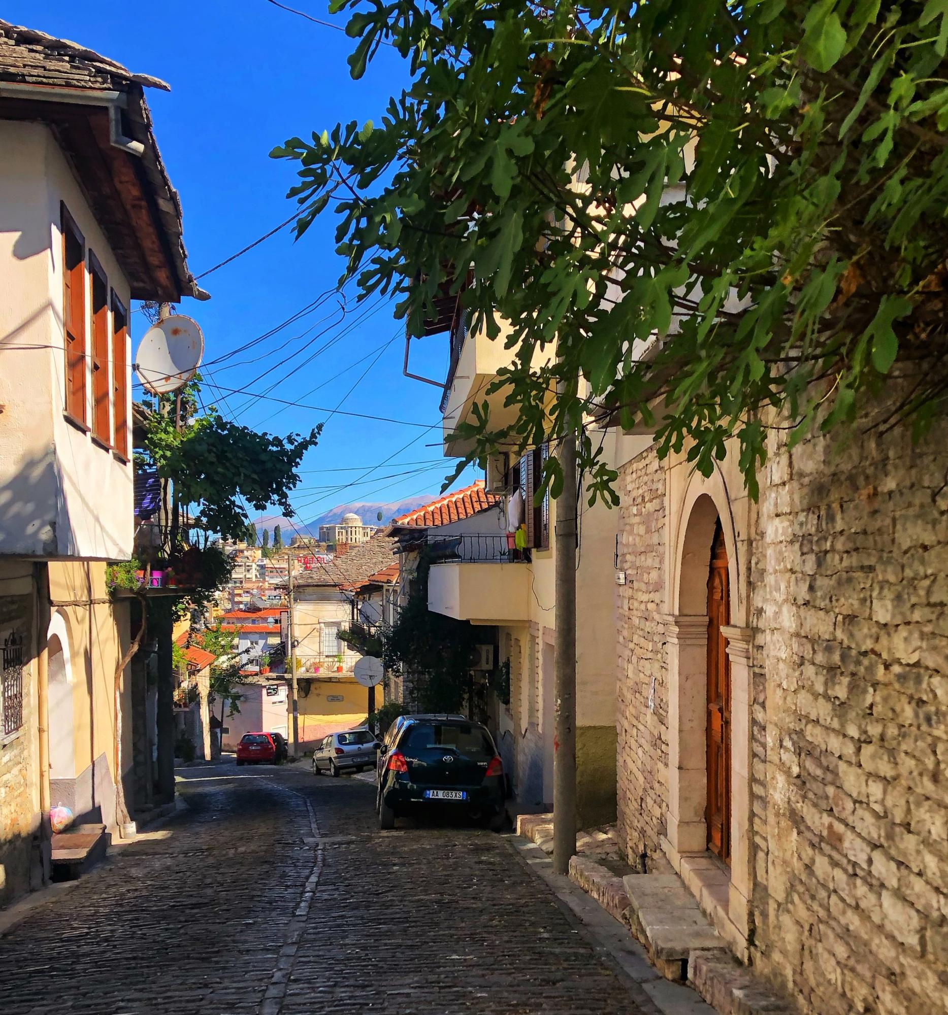 Мікс жахливого і прекрасного: чим нас здивувала Албанія під час подорожі й спілкування з місцевими мешканцями