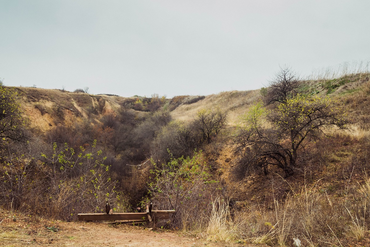 Штольни, затерянный дворец и бирюзовый карьер. Нетипичные локации Кировоградщины для первого путешествия по региону