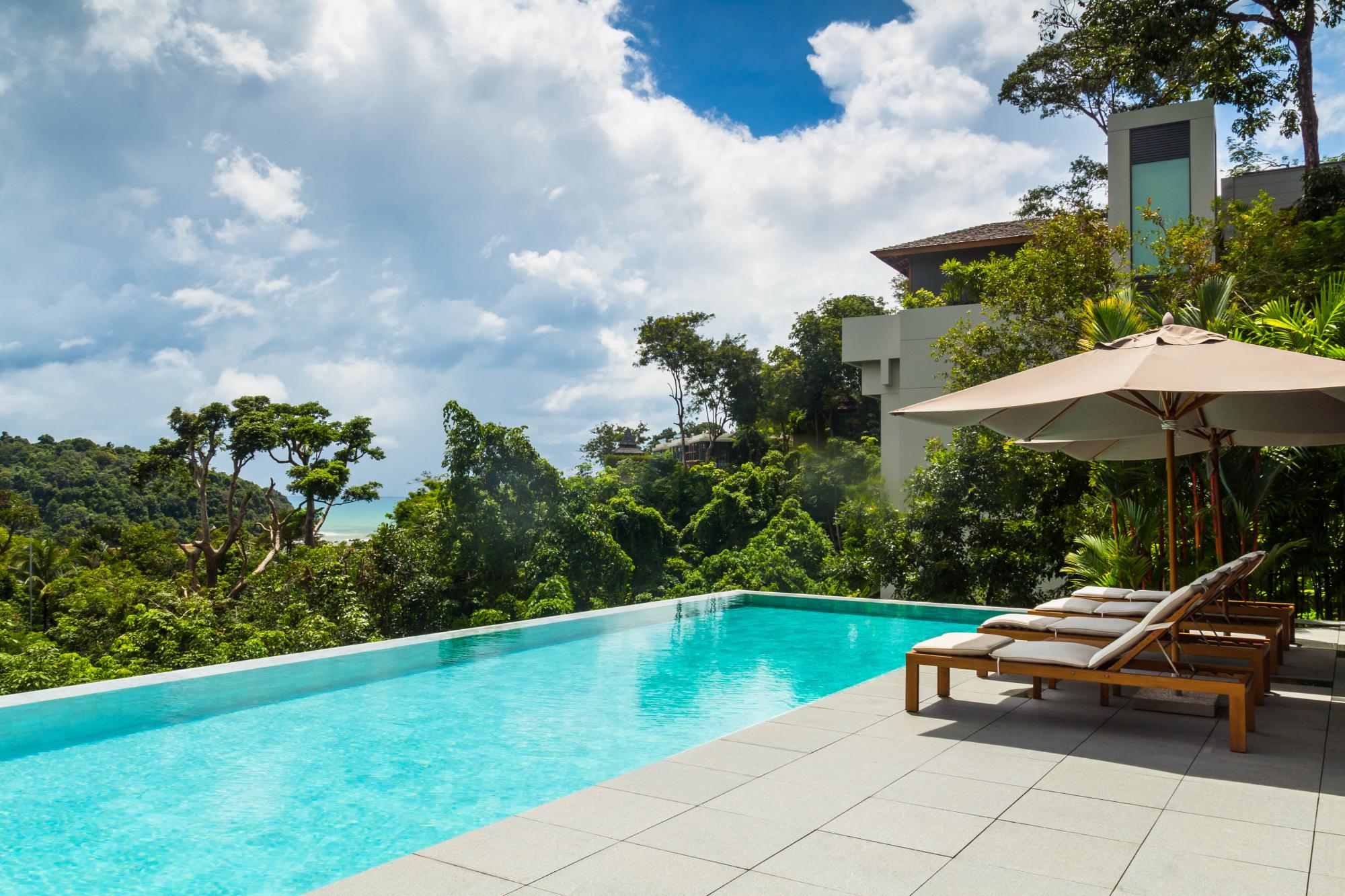 Острови, джунглі та вілли за зниженими цінами. Як відпочити на Пхукеті після локдауну