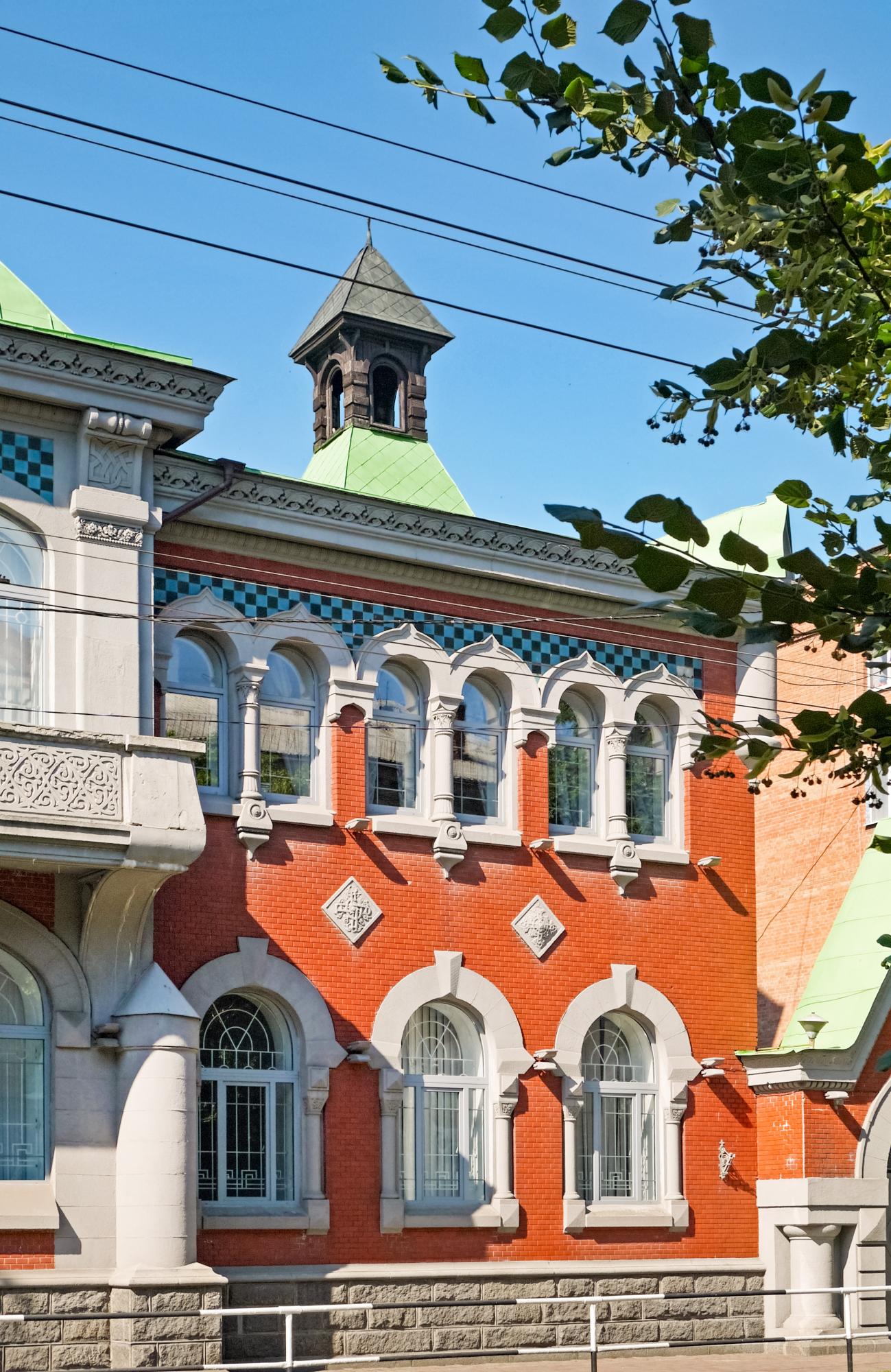 Город-форпост на Ворскле. Самые интересные памятники, отели и рестораны Полтавы для осеннего путешествия