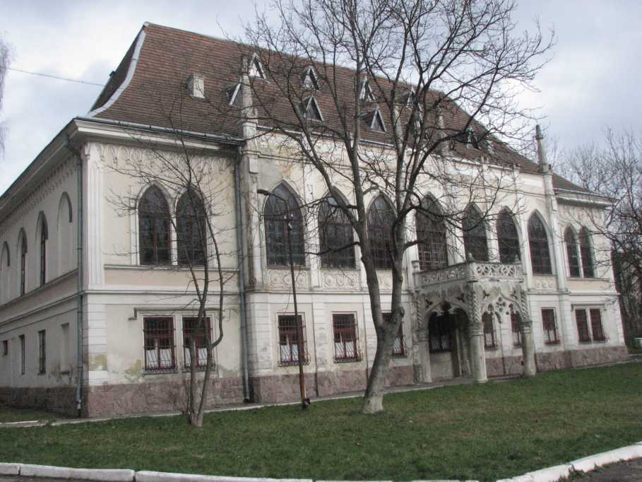 Неоготичний палац Туркулів-Комелло: як він став символом романтичної архітектури Львова