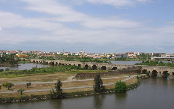 Забудьте про Мадрид і Барселону: 5 чарівних місць в Іспанії, про які туристи навіть не здогадуються