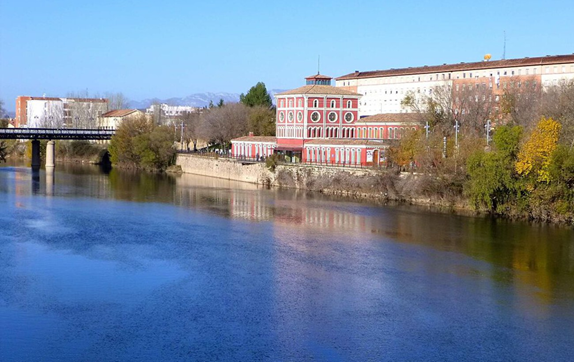 Забудьте про Мадрид і Барселону: 5 чарівних місць в Іспанії, про які туристи навіть не здогадуються