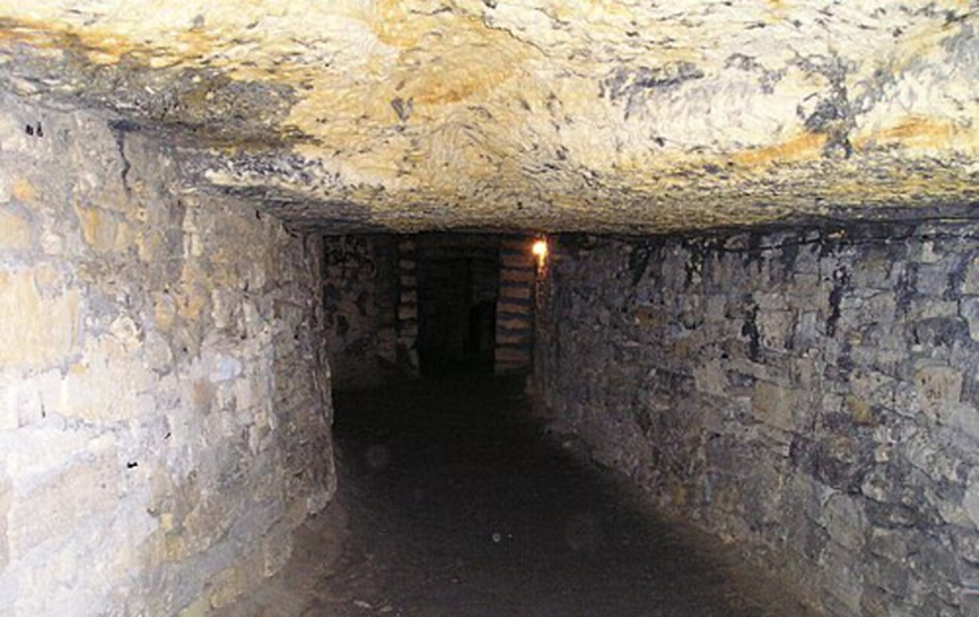 Занедбані радянські об'єкти в Україні: де знаходяться таємничі радари, бункери та аеродроми-привиди