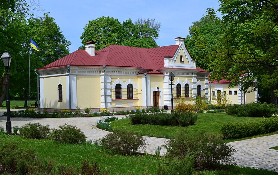 Палац Розумовських у Батурині: чому варто побачити величну резиденцію гетьманів