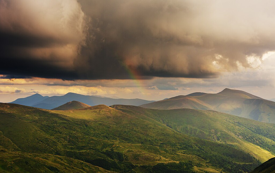 Де в Україні видно Чумацький Шлях неозброєним оком: топ-локації астротуризму