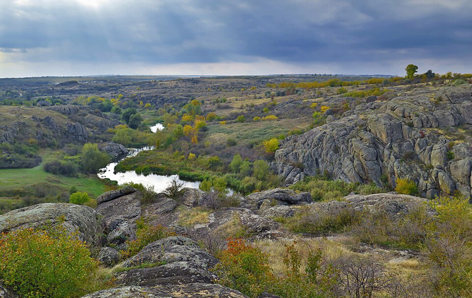 Де в Україні природа виглядає так, ніби там знімали &quot;Володаря перснів&quot;