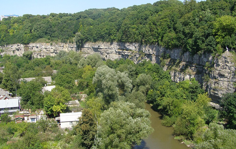 Де в Україні природа виглядає так, ніби там знімали &quot;Володаря перснів&quot;