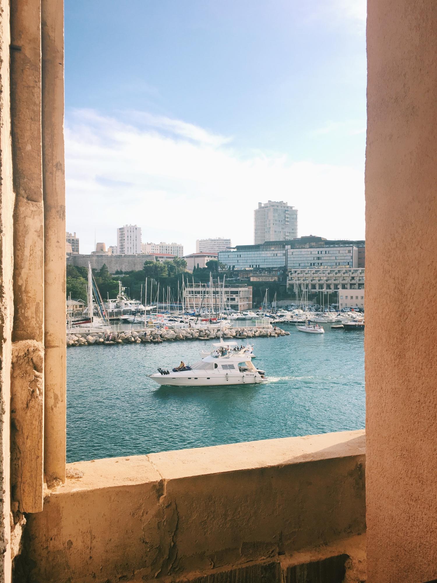 Не тільки Лувр та Прованс. Чому Франція так популярна серед туристів з усього світу