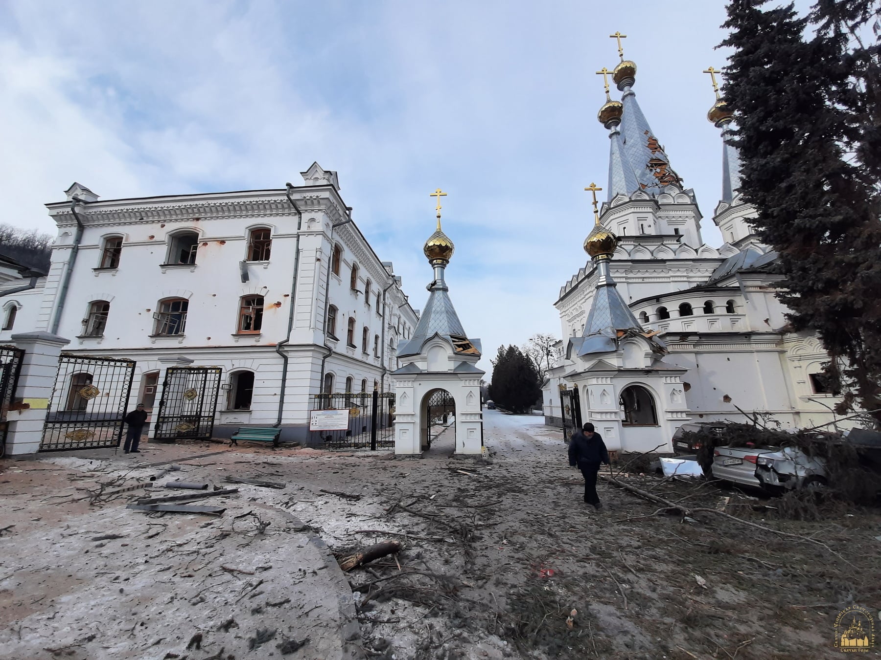 Разрушение объектов. Свято-Успенская Святогорская Лавра 2022. Святогорская Лавра обстрел 2022. Святогорская Лавра разрушения. Святогорская Лавра разрушения 2022.