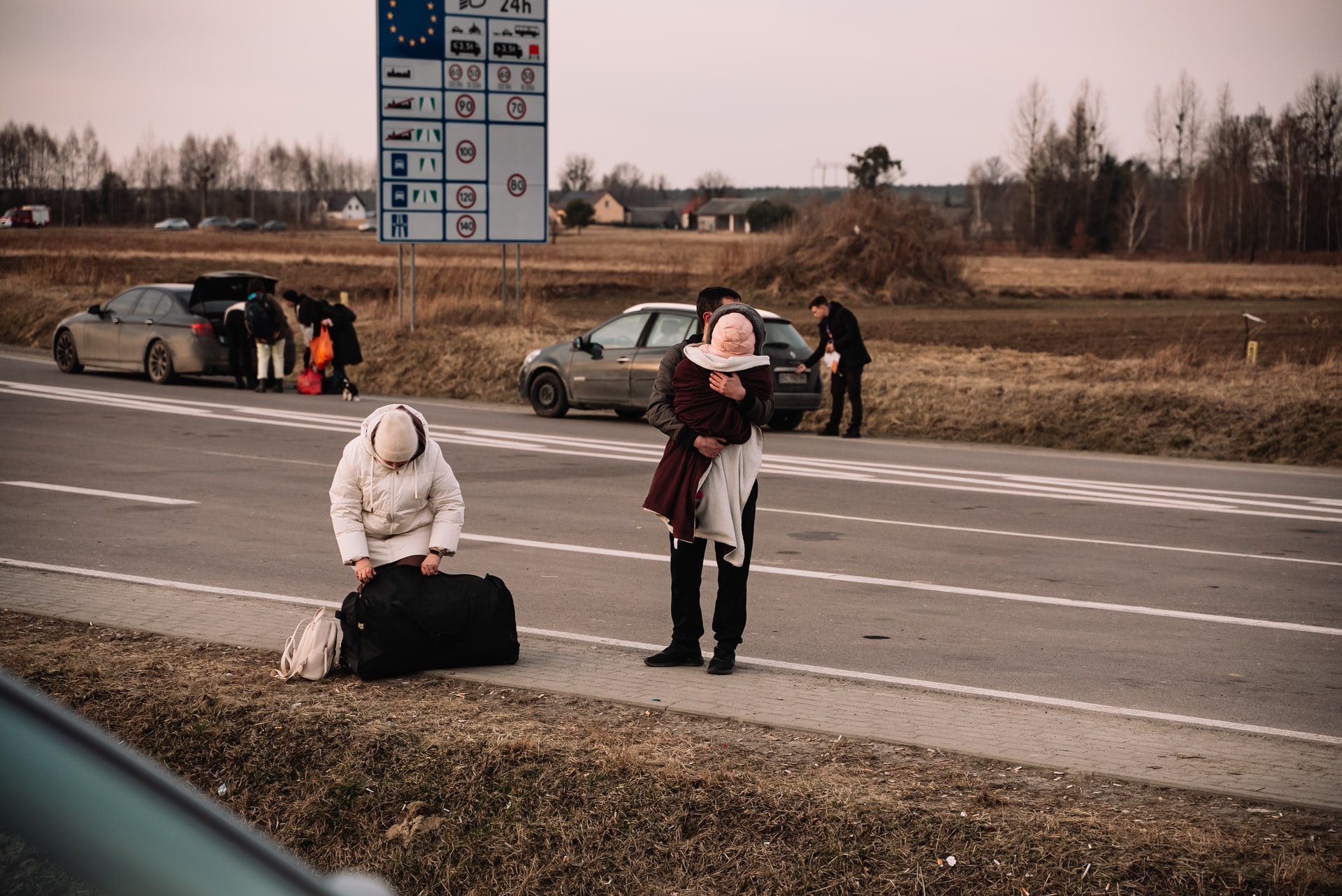 Передайте друзям у Європі. Як допомогти Україні, якщо ви знаходитесь за кордоном