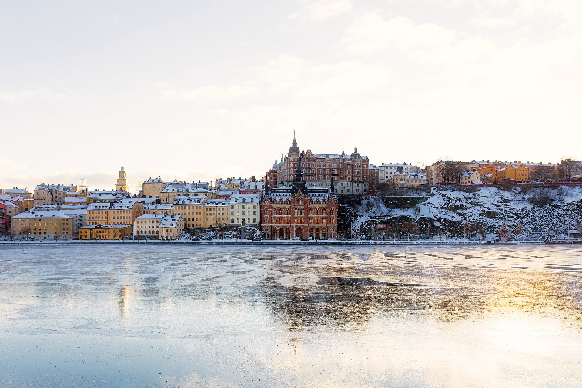 Казкова атмосфера і затишні кафе: сім міст Європи, які ідеально підходять для зимової подорожі